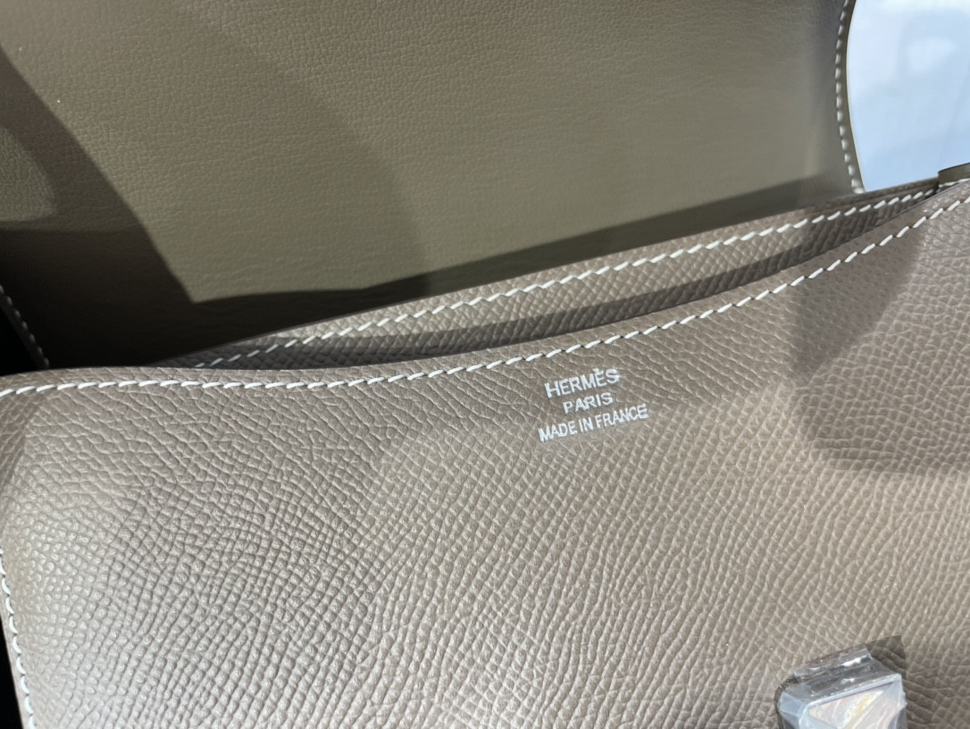 H**mes constance 24 epsom leather silver hardware  9.4"x5.9"x3"