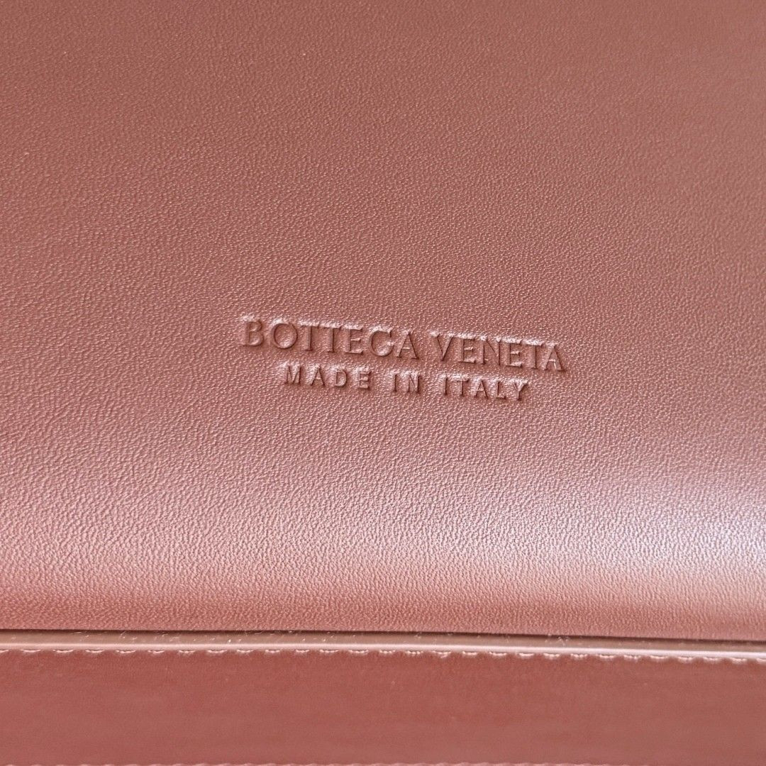 bo*te*ga Ve*ne*ta medium andiamo 32x25x11cm