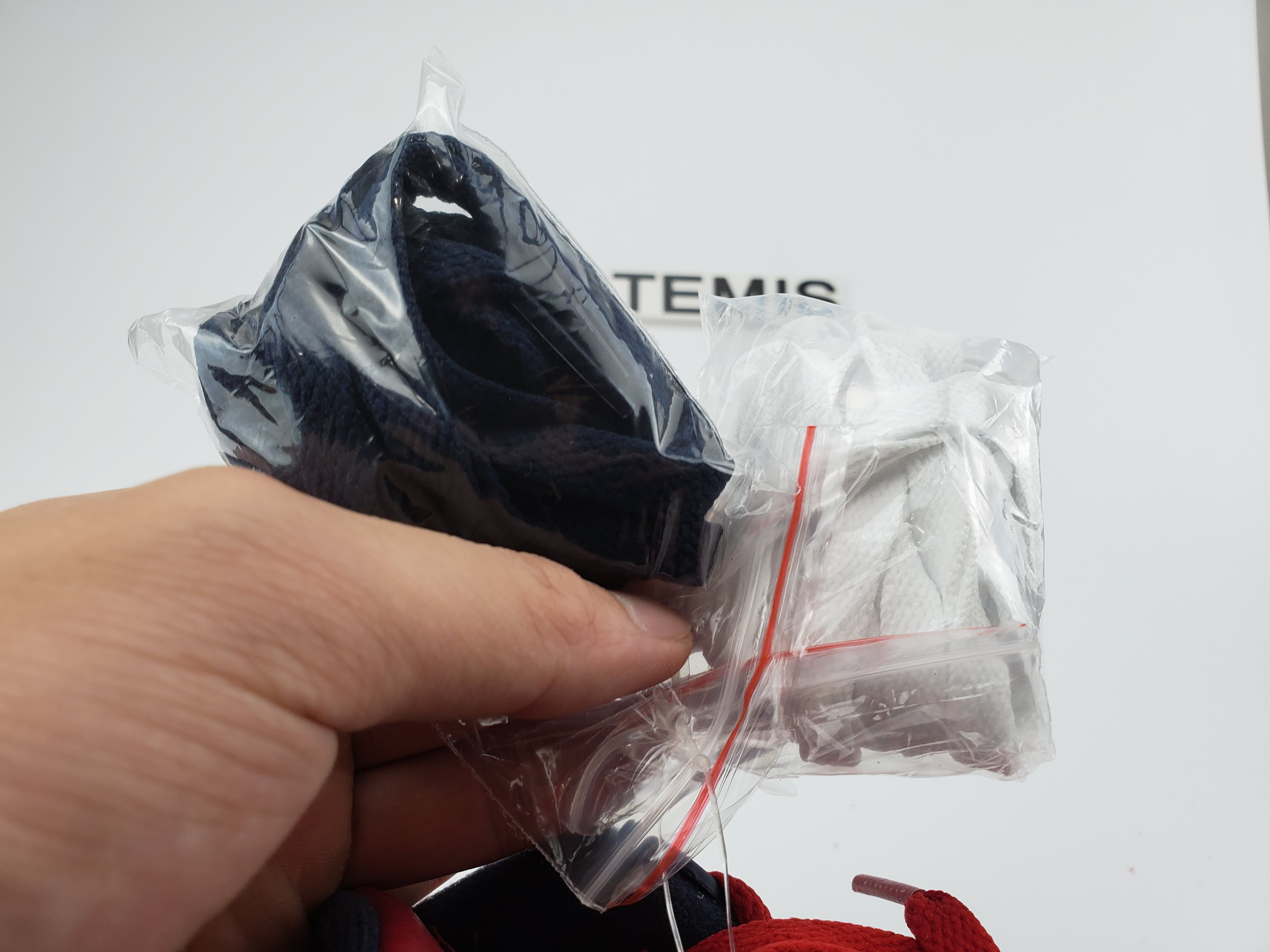 Jordan 4 Retro Fiba (2019)