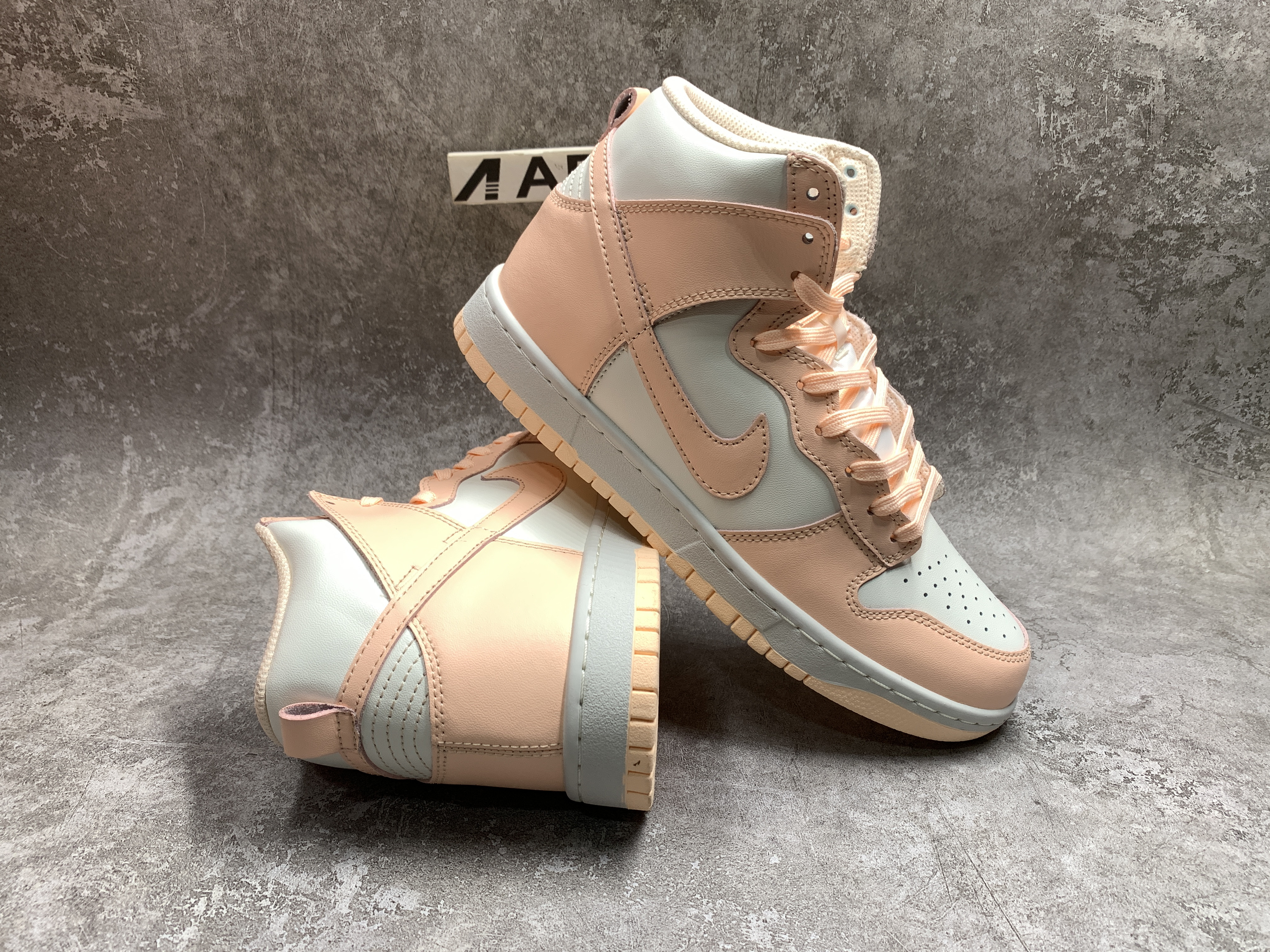 Nike Dunk High Sail Crimson Tint