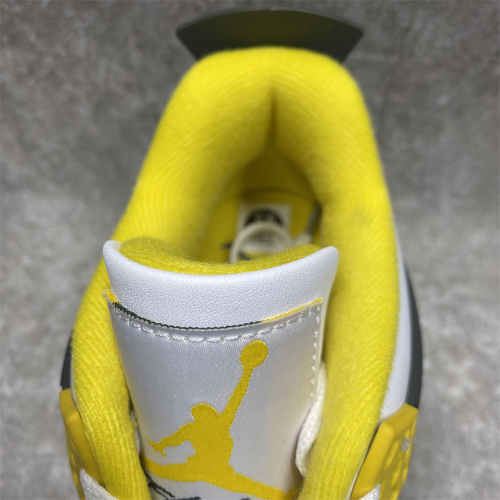 WMNS AIR JORDAN 4 RETRO 