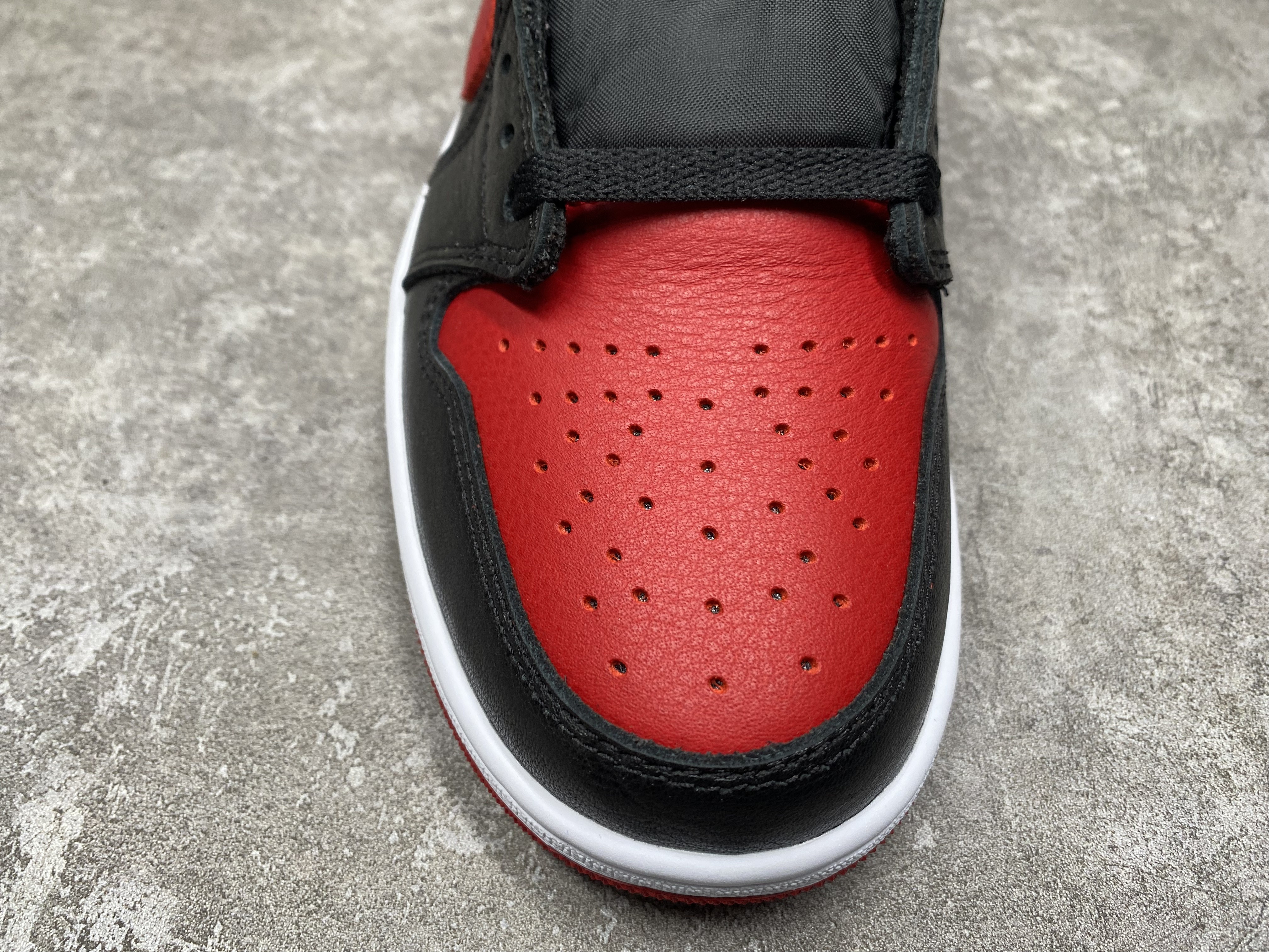 UA Air Jordan 1 Retro Low OG