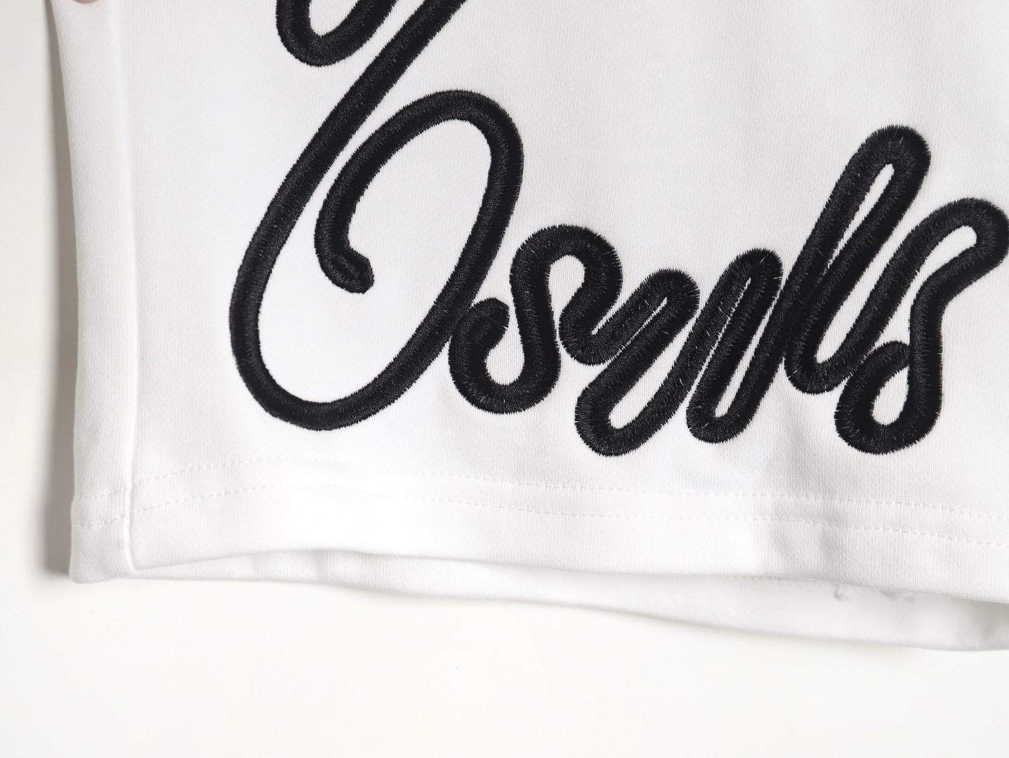 l0*is V*t0n lv 24ss shorts