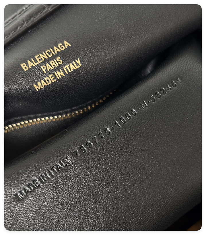 Ba*len*cia*ga rodeo mediun croc-embossed top-handle bag 35x23.3x10.9cm