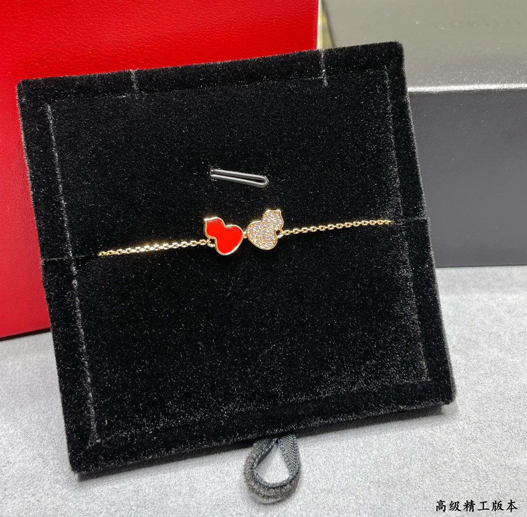 Qeelin Double Gourd Bracelet