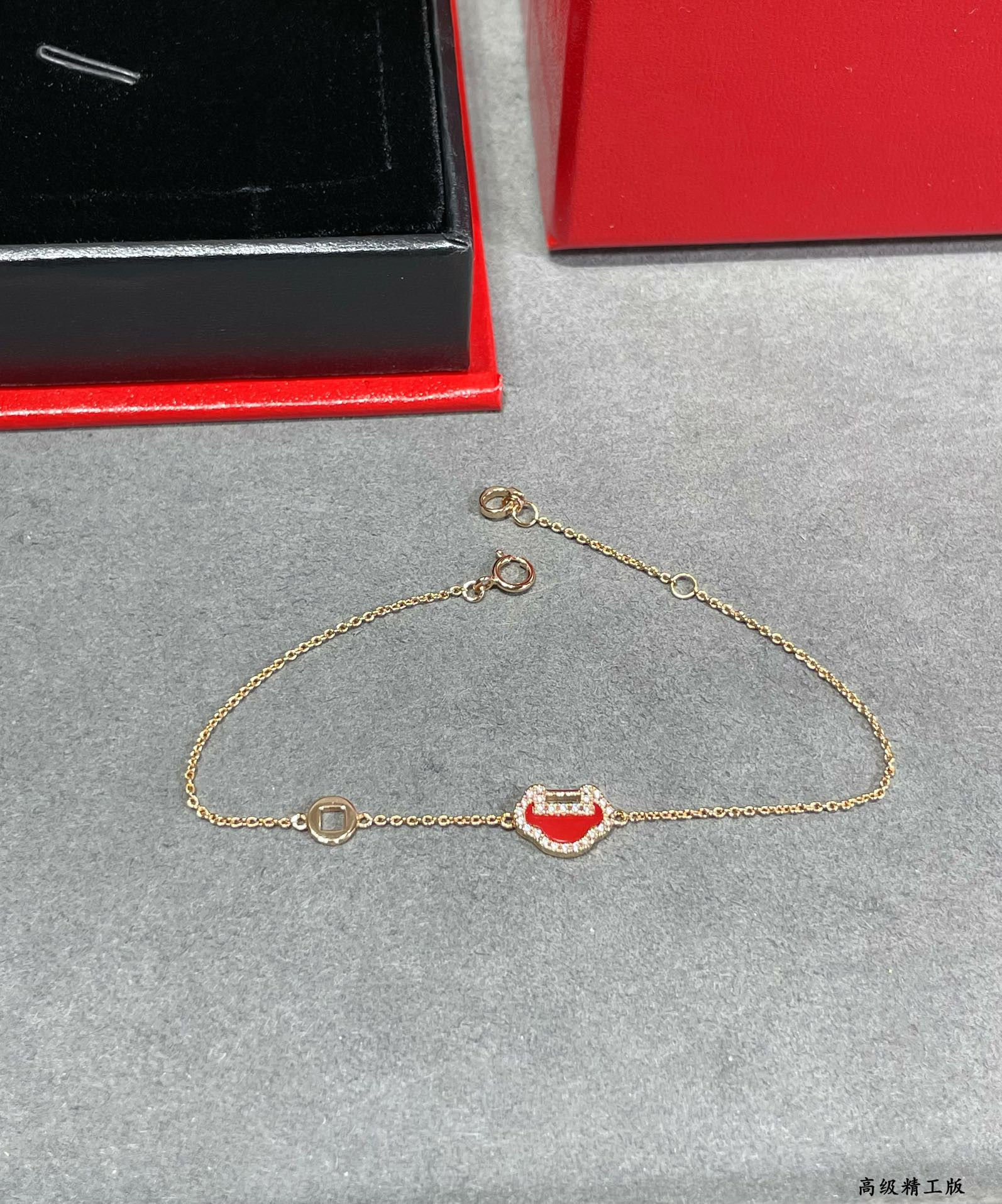 Qeelin Mini Ruyi Bracelet