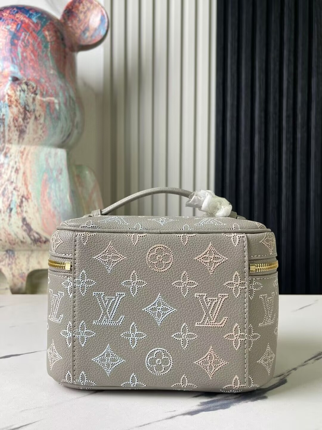 LV FLIGHT MODE Nice Mini M23550 20x13.5 x12 cm