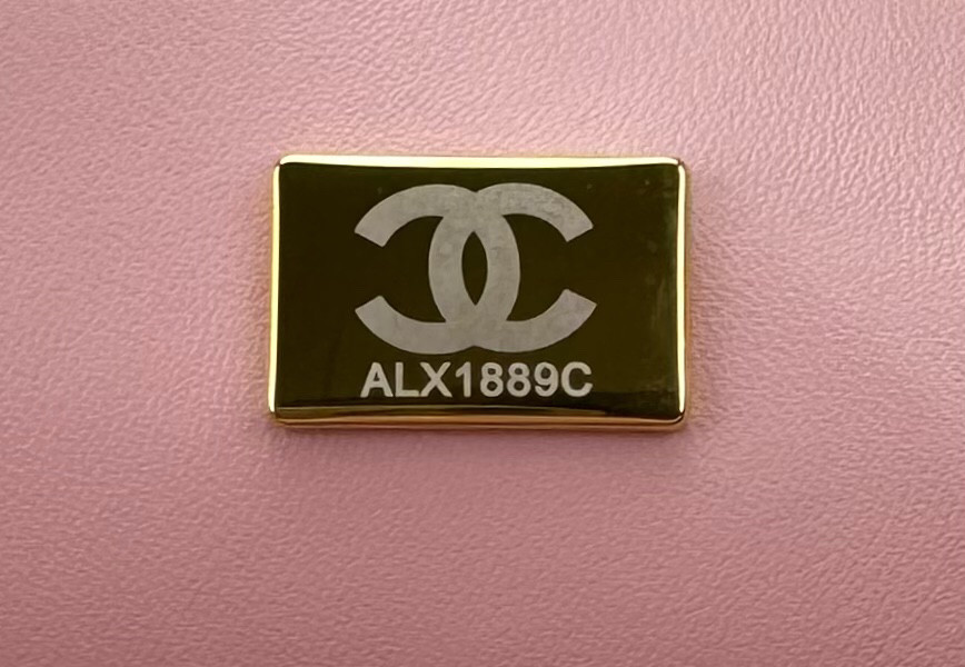 Ch*el mini classic 11.12 handbag 25 15.5 × 25.5 × 6.5 cm