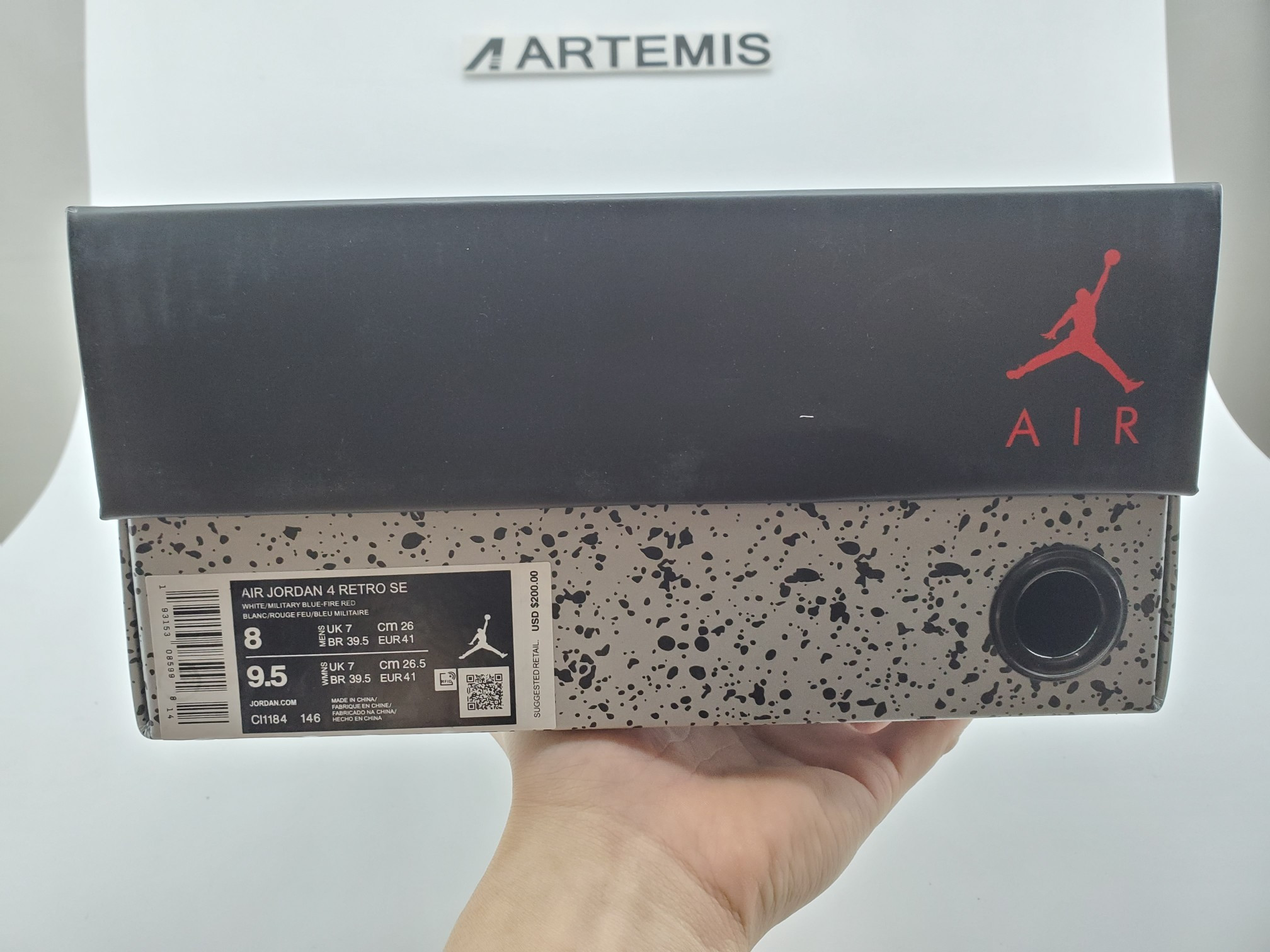 Air Jordan 4 Retro SE 