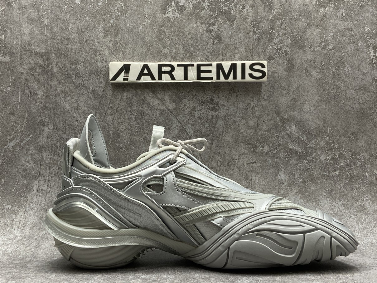 Balenciga Track 5.0 Sliver