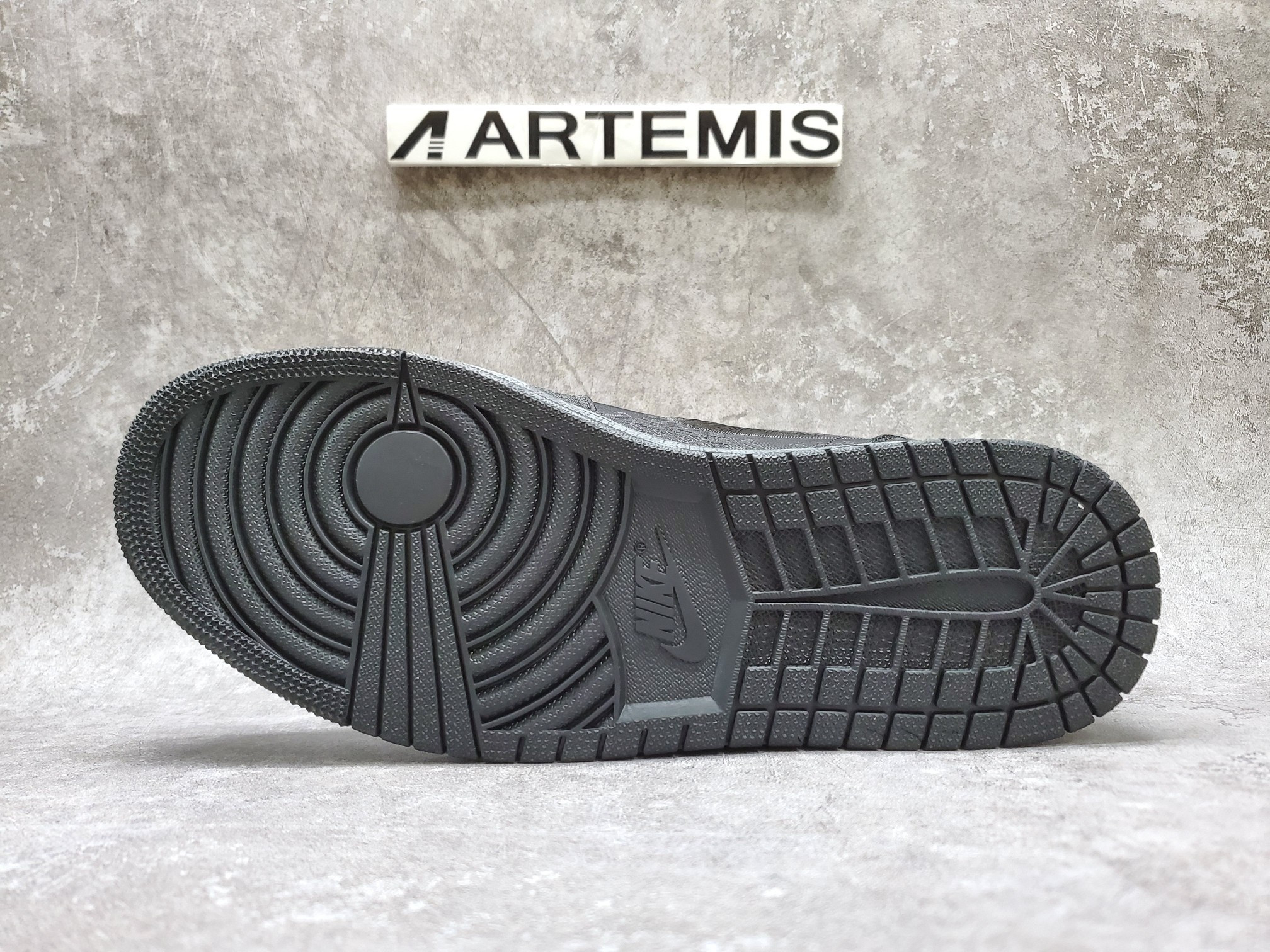 Air Jordan 1 Mid Edison Chen Black Clot