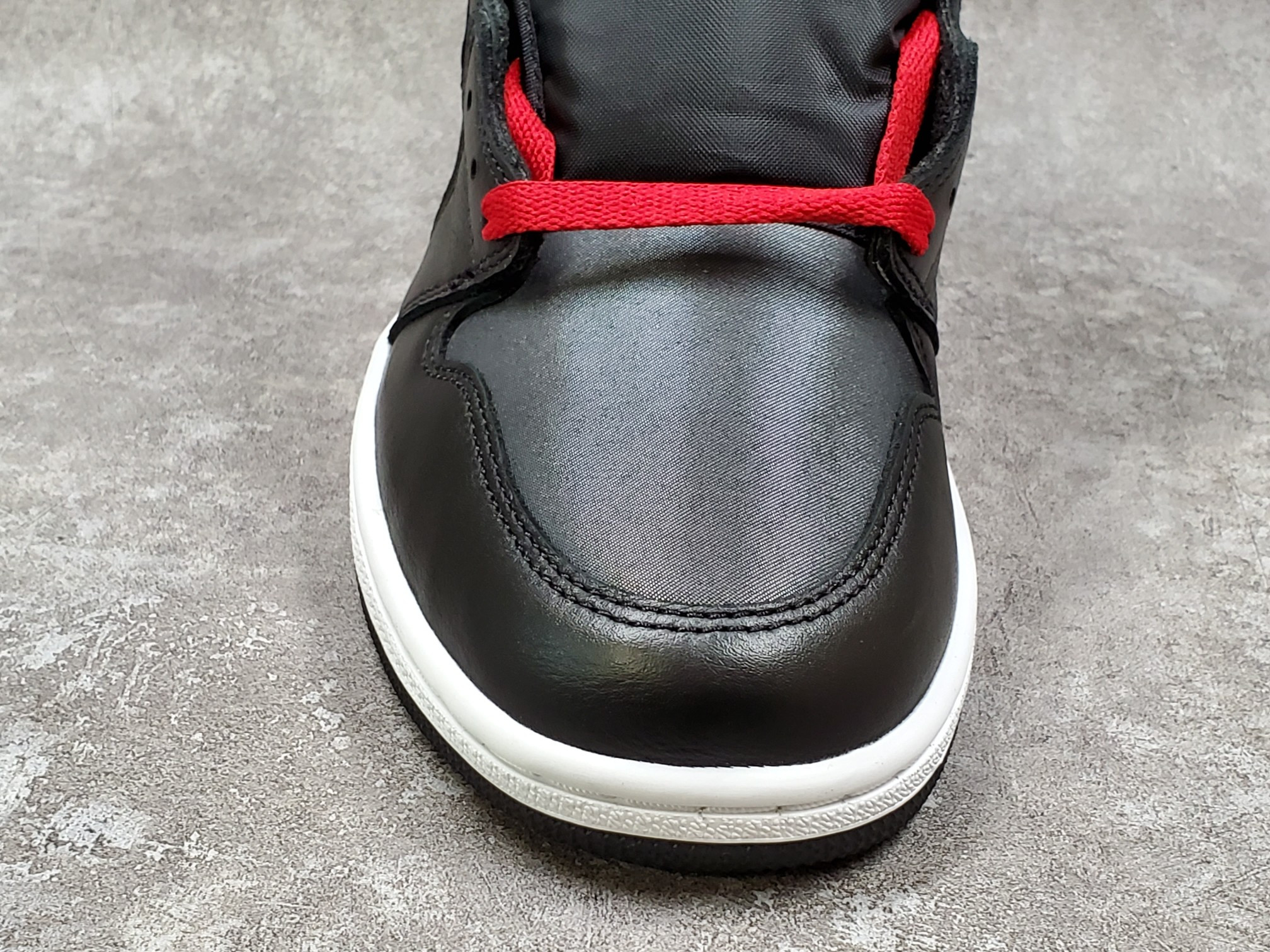 Air Jordan 1 Retro High Black Satin Gym Red