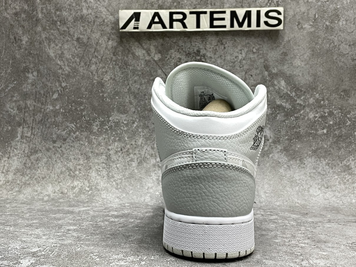 Air Jordan 1 Mid SE GS 