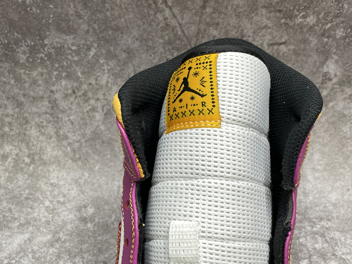 Air Jordan 1 Mid Dia de los Muertos