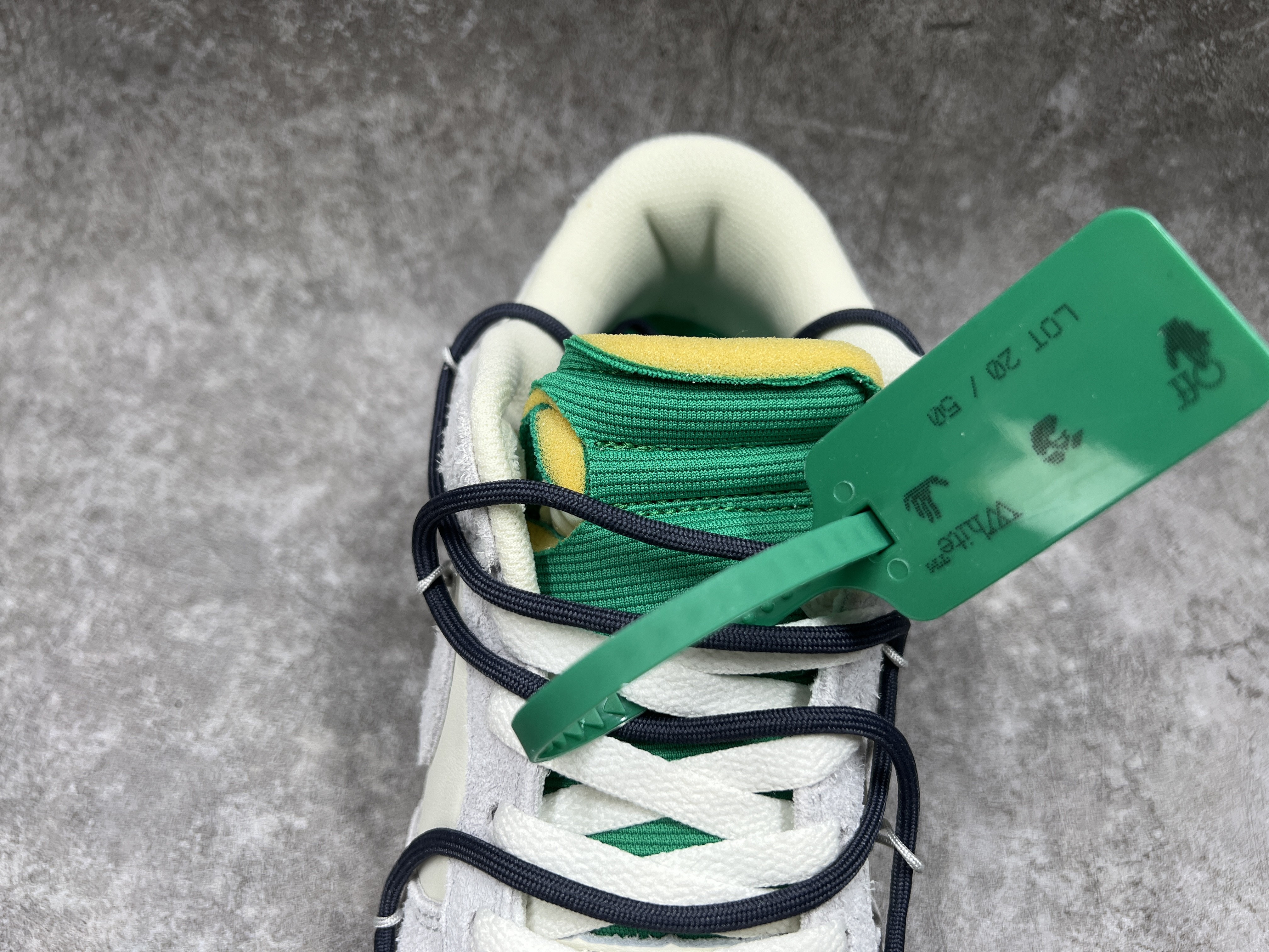 Nike Dunk Low Off-White Lot 20