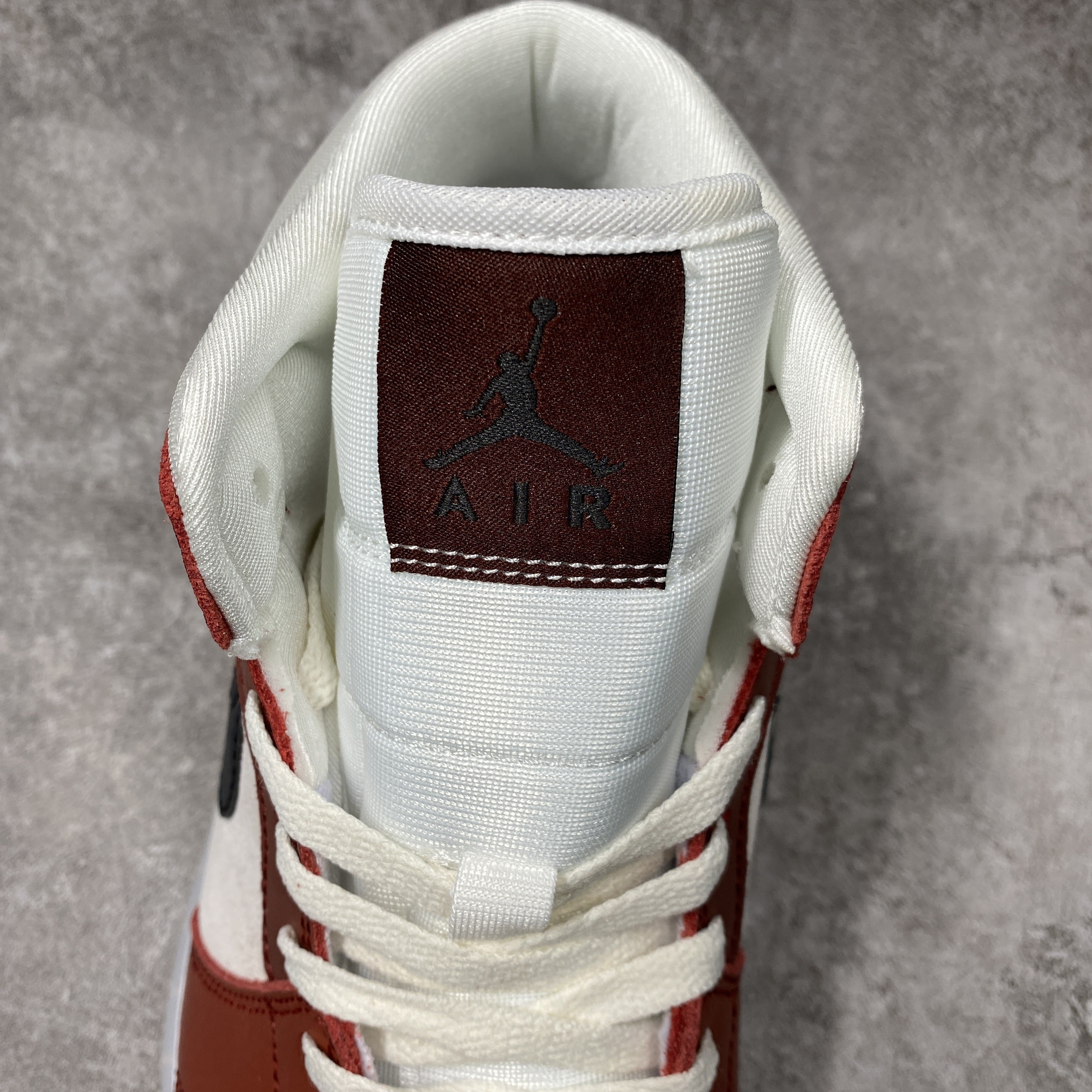 Air Jordan 1 Mid Anti-Gravity Machines