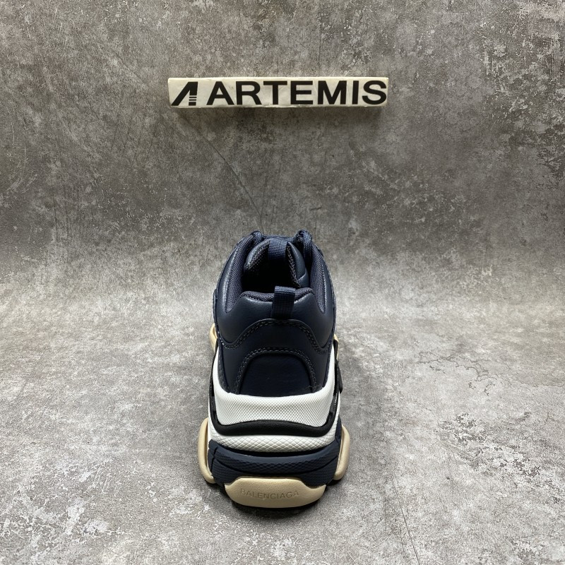 Balenciga Triple S Sneaker in Stone Blue