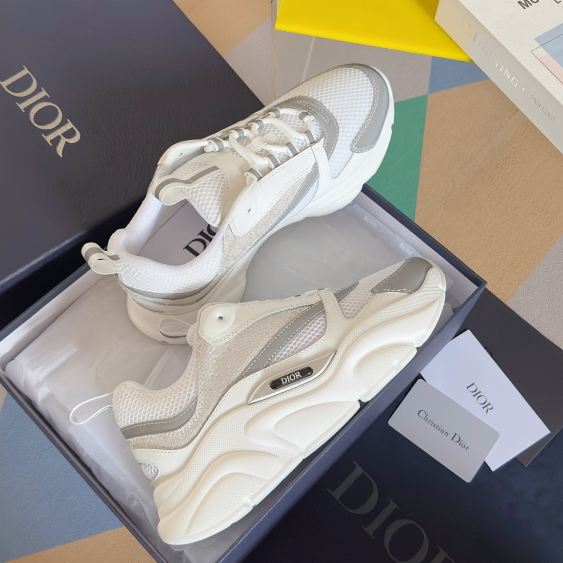 ua D*or b22 white sneaker
