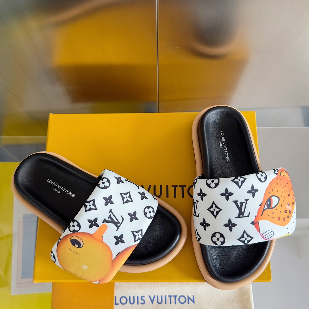 LV Pool Pillow Flat Comfort Mule
