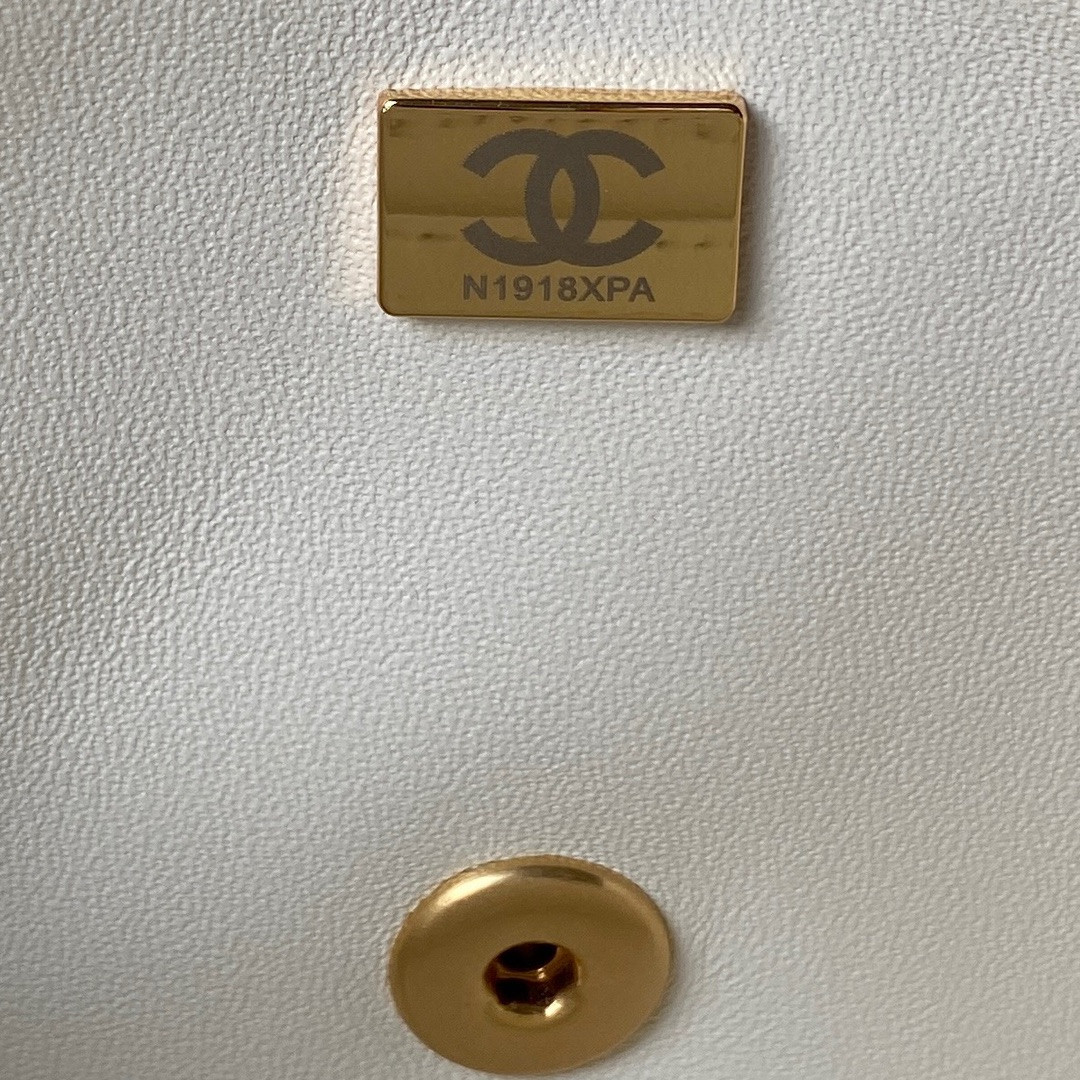 MINI FLAP BAG WITH TOP HANDLE 24C 12x20x6cm