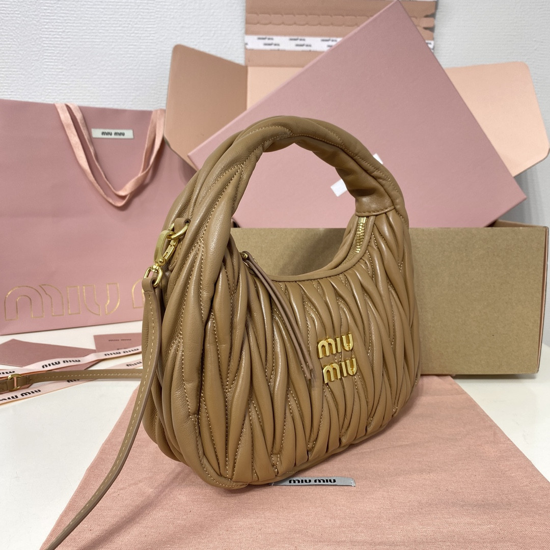 Miu Miu Wander matelassé nappa leather hobo bag 17x20x6cm