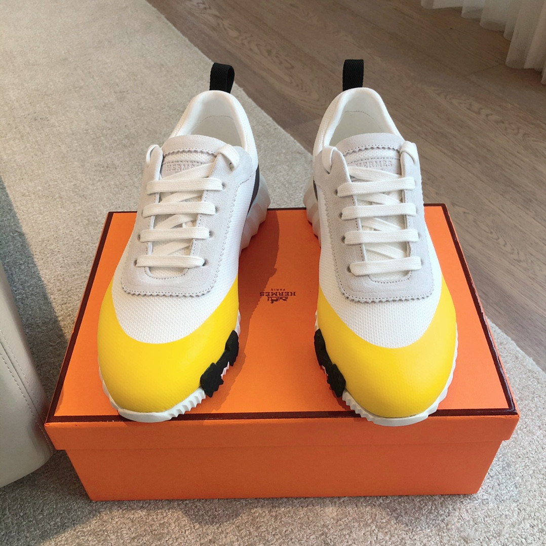 ua H**me5 bouncing sneaker