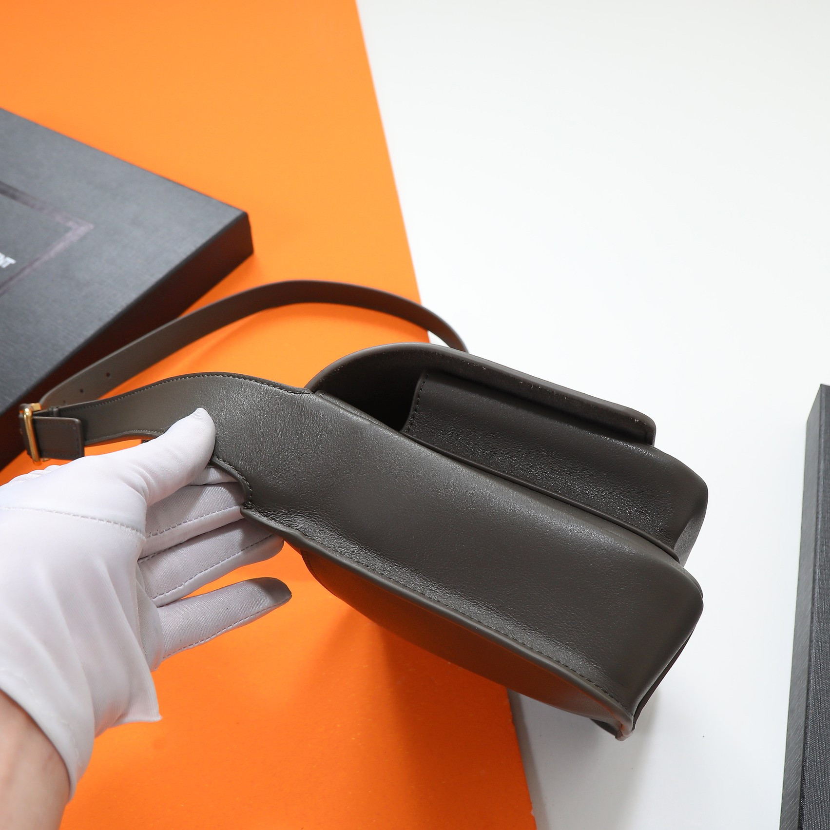 Y*L niki satchel in leather 21.5x16x9cm