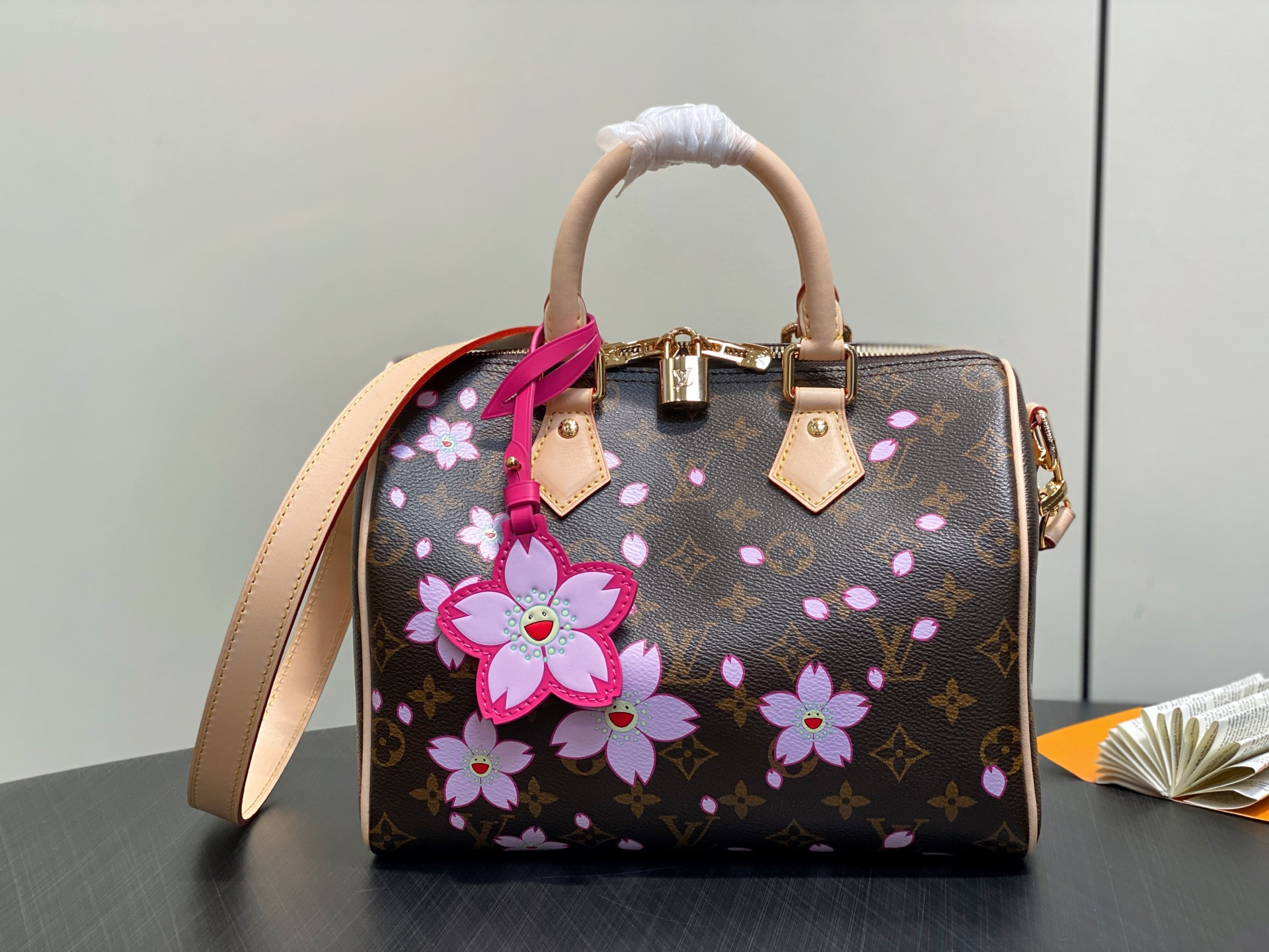 LV x TM Speedy Bandoulière 25 M14174 19x15x25cm
