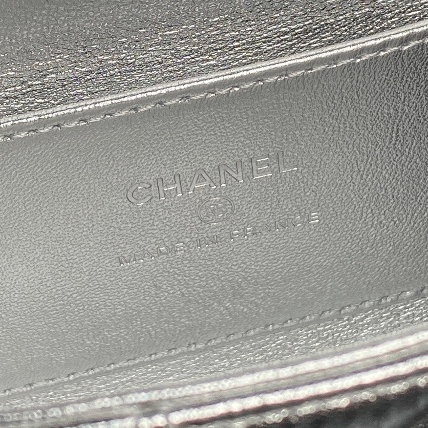 Ch*el clutch with chain ap4593 10x16.5x5cm