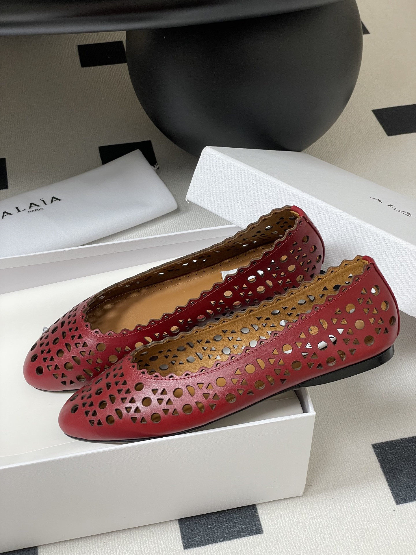 UA Alaïa Laser-cut Leather Ballet Flats(Customized Size 7-10 days production time)