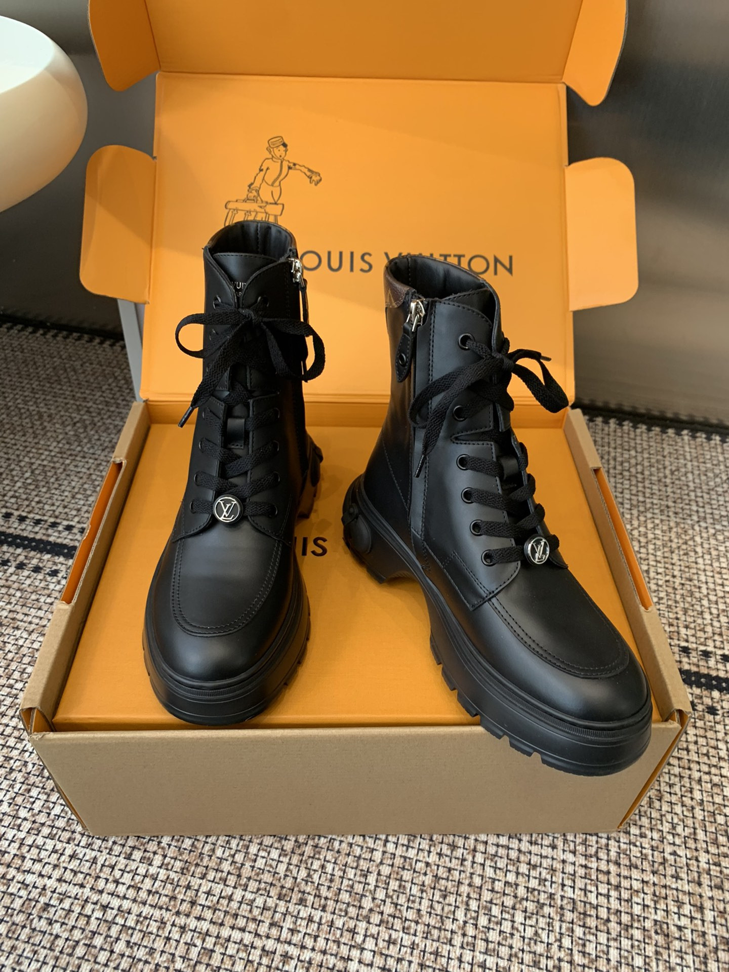 UA LV Squad Lace-up Ankle Boot