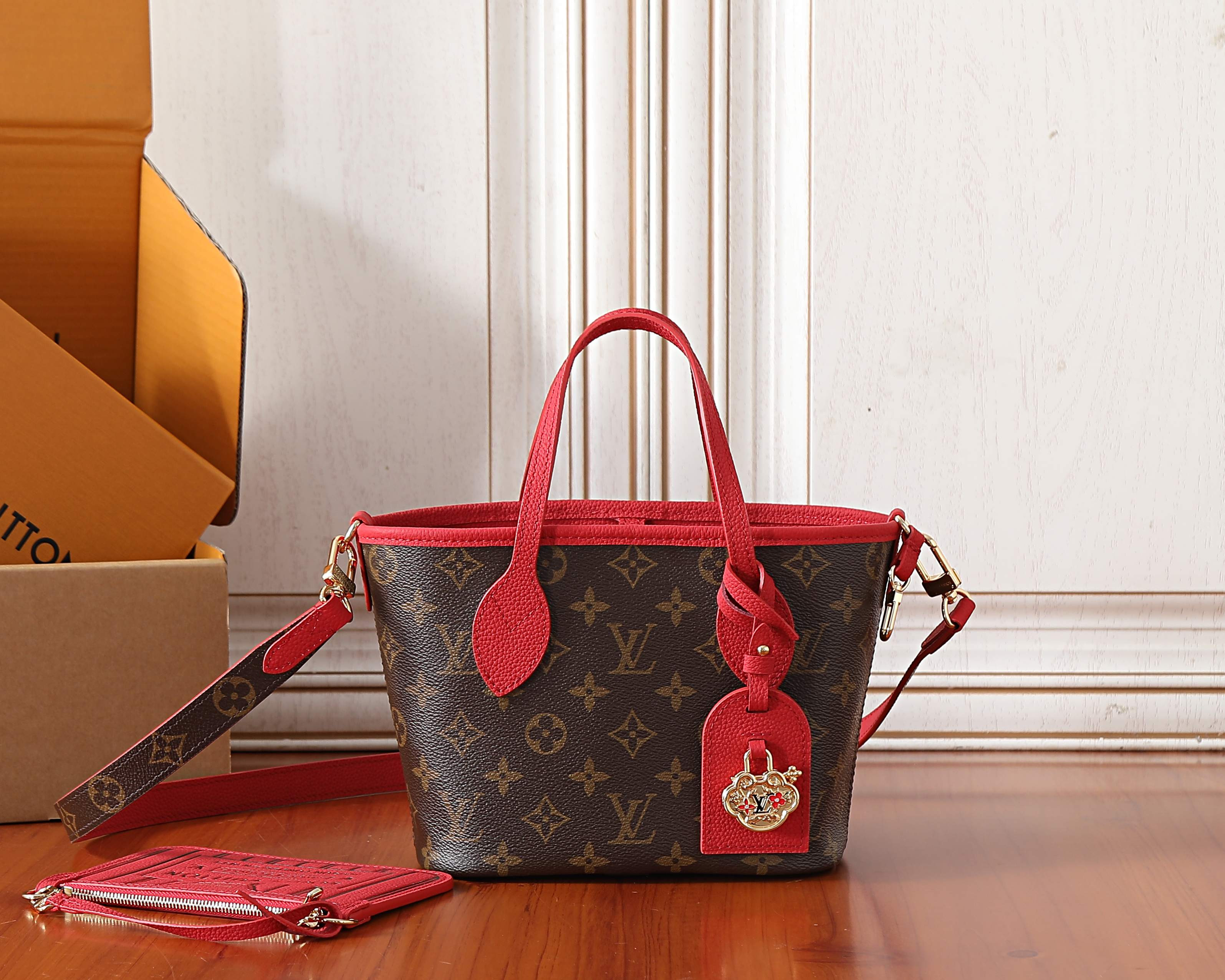 LV NEVERFULL INSIDE OUT BB Handbag M28318 16.5x11x26.5cm